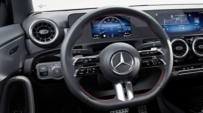 Mercedes-Benz-Clase-A-250-Hatchback-2
