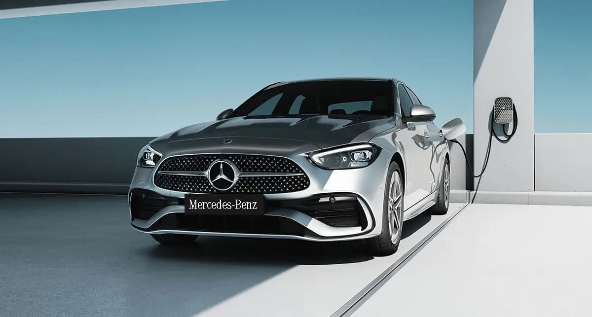 Mercedes_Benz_C350e_galeria_exterior_4