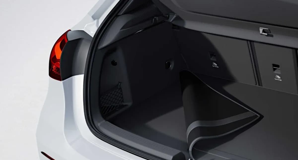 Mercedes-Benz-Clase-A-250-Hatchback-Galeria-I-3